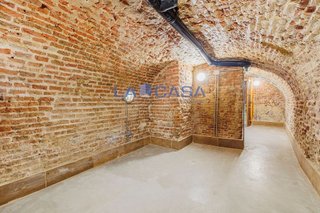 Local comercial en venta en Embajadores - Lavapiés en Madrid