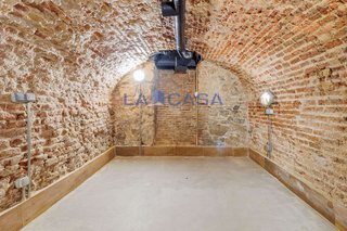Local comercial en venta en Embajadores - Lavapiés en Madrid