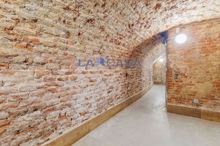 Local comercial en venta en Embajadores - Lavapiés en Madrid