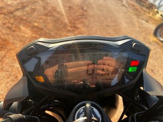 Suzuki SV 650 Negra