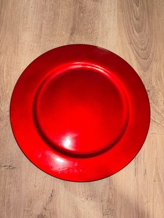 Plato decorativo grande rojo 1€