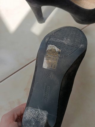 Zapatos de tacón negros Mustang