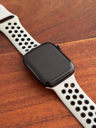 Apple Watch Series 7 45mm + Correa Nike