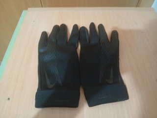 Guantes Nike Therma-Fit Invierno Fútbol