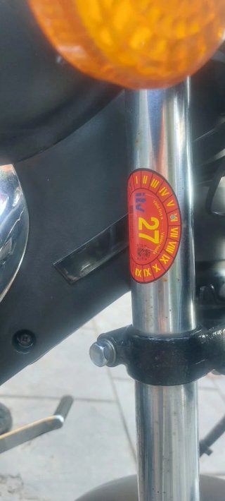 Keeway Superlight 125 Negra