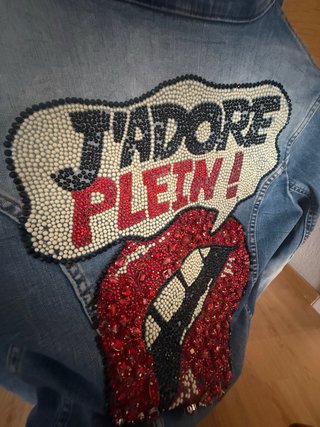 Chaqueta Philipp Plein con pedrería