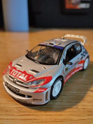 Peugeot 206 WRC 1:43