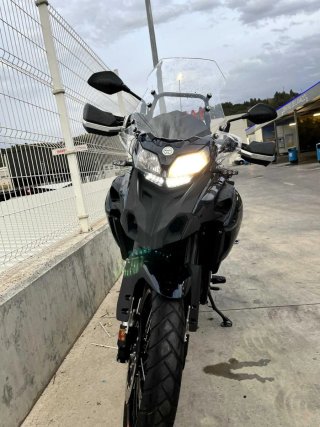 Benelli TRK 502X Adventure Moto