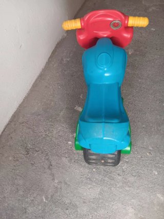 Moto de juguete para niñ@s