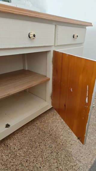 Aparador madera y blanco