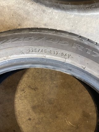 Neumáticos 225/45 R17 94Y