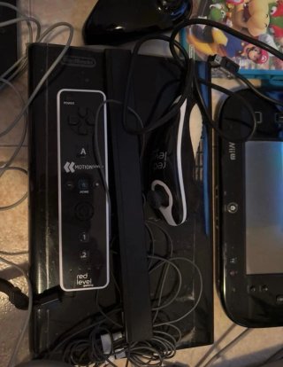 Consola Wii U Negra + Accesorios