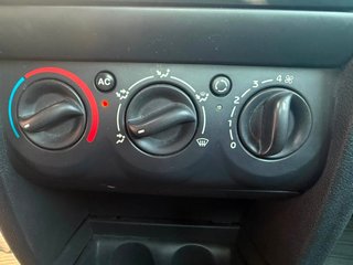 Renault Clio Base Authentique 1.5dCi65