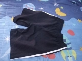 Pantalón corto Adidas negro, talla M kids