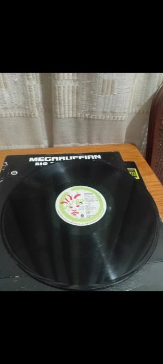 Vinilo Megaruffian