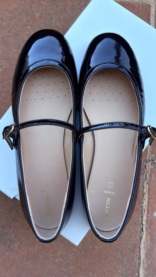 Bailarinas Geox charol burdeos oscuro