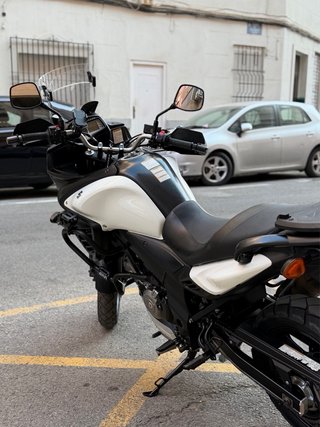 Suzuki V-Strom 650 Adventure