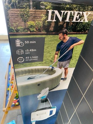 Aspirador Piscina Intex ZR100 Recargable