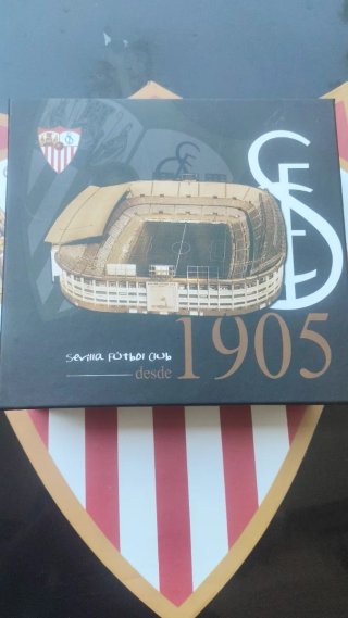 Réplica Estadio Sánchez Pizjuán Nueva Caja