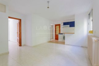 Piso en venta en Lucero en Madrid