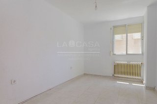 Piso en venta en Lucero en Madrid