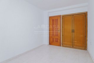Piso en venta en Lucero en Madrid