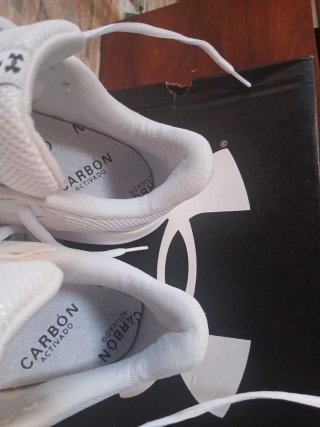 Zapatillas Under Armour Blancas