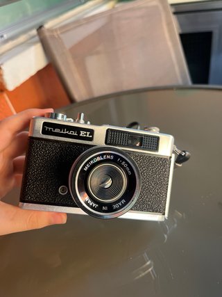 Camara reflex meikai