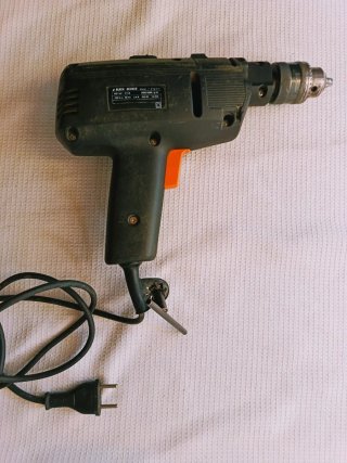 Taladro Percutor Black & Decker Usado + Brocas