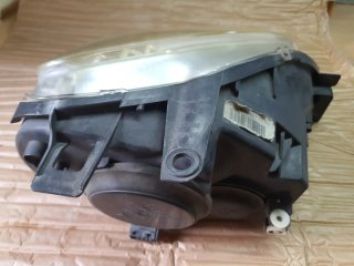 Foco delantero izquierdo