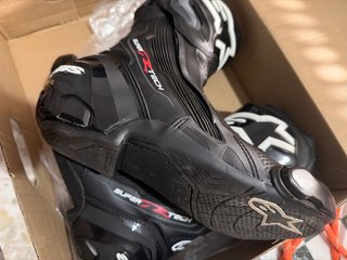 Alpinestars Supertech R Talla 43