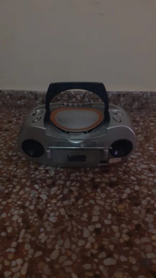 Radio CD portátil Plata y Naranja