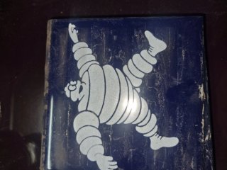 Azulejos Michelin en caja original