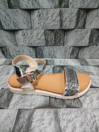 Sandalias