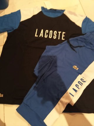 Conjunto Lacoste camiseta y pantalón
