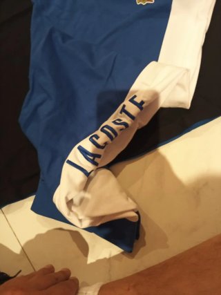 Conjunto Lacoste camiseta y pantalón