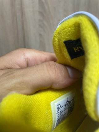 Air jordan 4 retro yellow/white talla 44