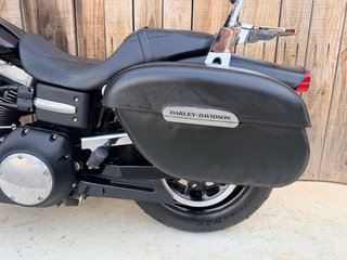 Harley Davidson Dyna Fat Bob Negra