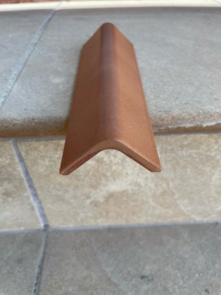 Escuadra 4x20 cm  Cuero