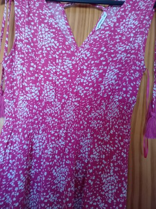 Vestido largo rosa con flores