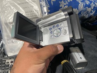 Videocámara Panasonic NV-GS8EB + Accesorios