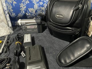 Videocámara Panasonic NV-GS8EB + Accesorios
