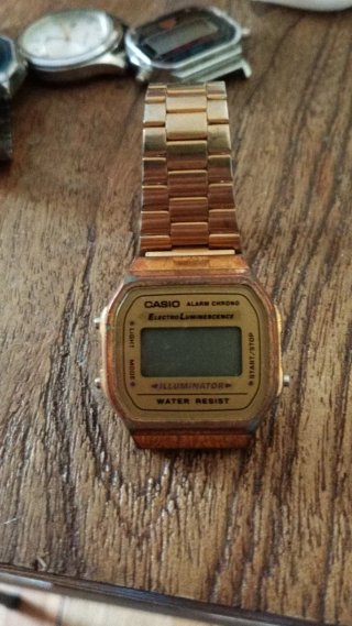 Lote Casio Analógico Dorado y Plateado