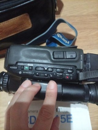 Sony CCD-TR45E Video 8 Handycam