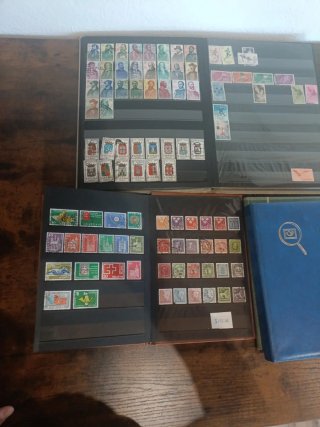 Lote 4 álbumes para sellos