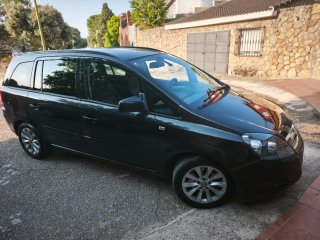 Opel Zafira 2014
