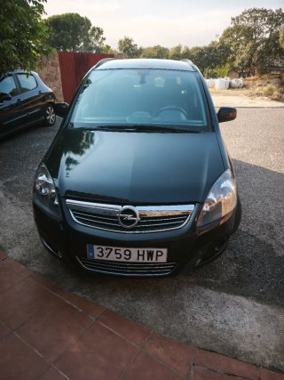 Opel Zafira 2014
