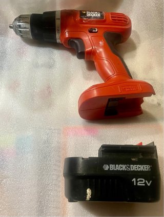 Taladro Black&Decker 12V con Batería