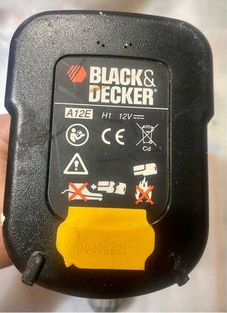 Taladro Black&Decker 12V con Batería