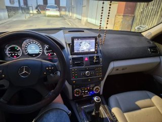Mercedes-Benz Clase C 2010